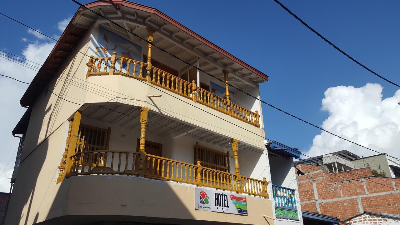 Hospedaje 3 Esquinas Guatapé Extérieur photo